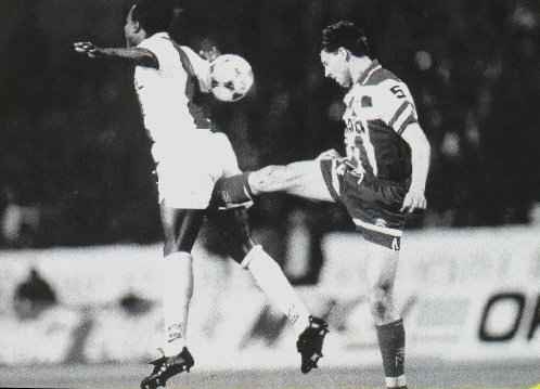 pain.jpg (27820 bytes)